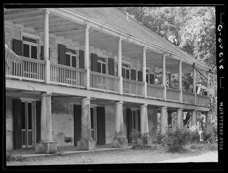 Building features on horseback