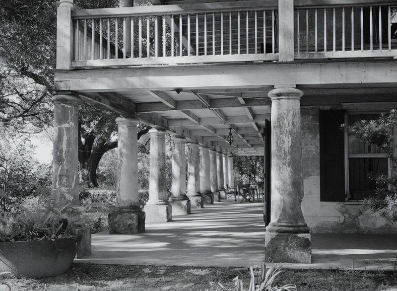 Building features on horseback