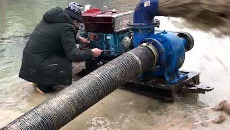 Single-cylinder petrol machine
