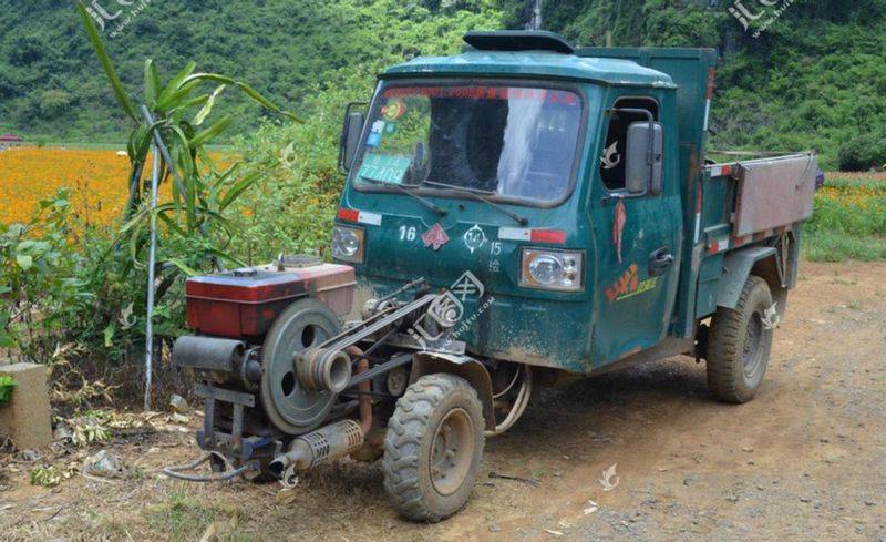 Single-cylinder petrol machine