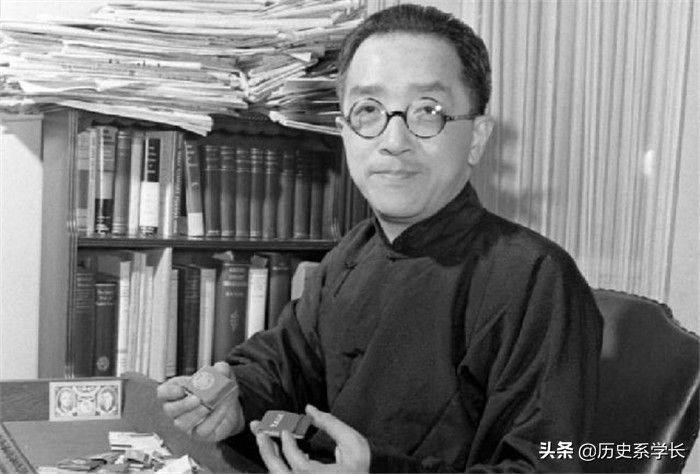 20世纪的两个知识分子：胡适与鲁迅