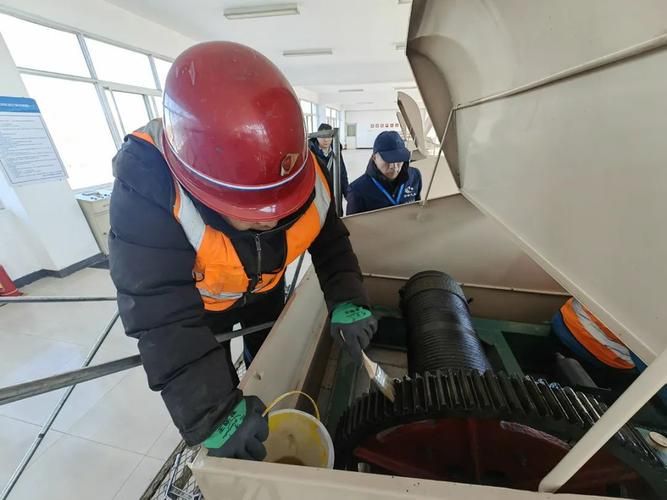 Bridge crane maintenance