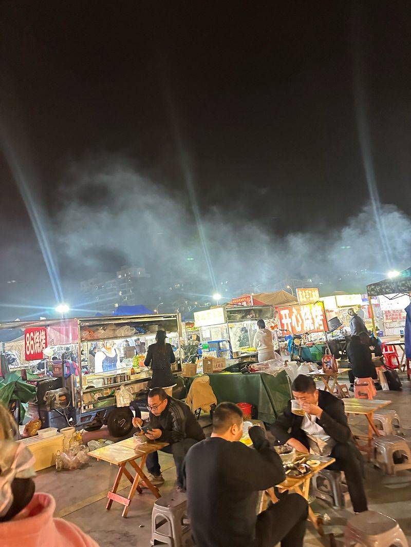 Night-market snacks at low cost