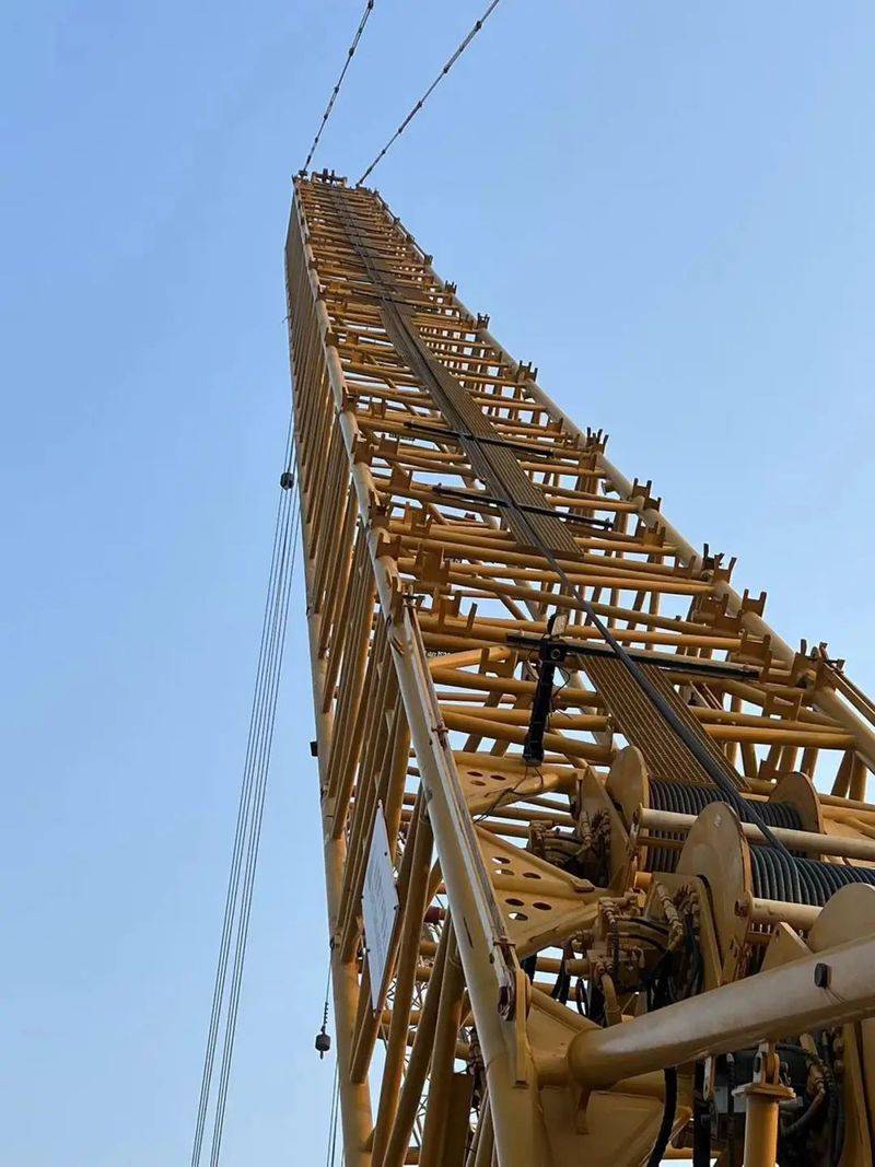 Maintenance content of cranes