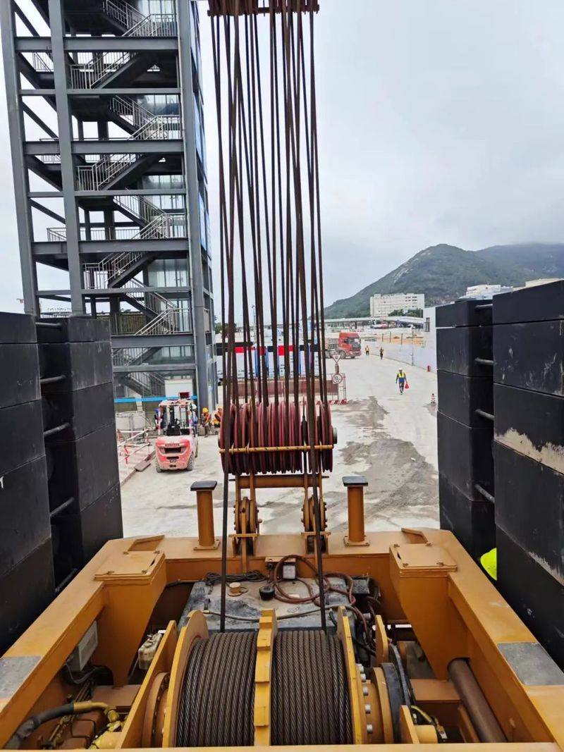 Maintenance content of cranes