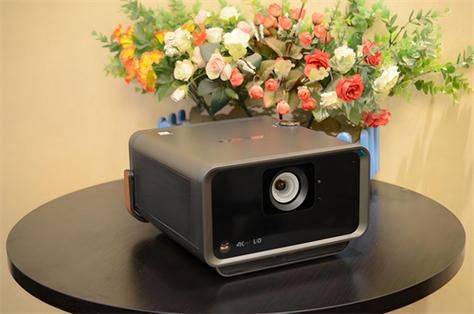 The projector maintenance skills are fast-tracked