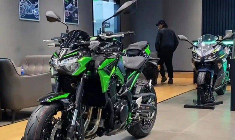 Kawazaki motorcycle maintenance service
