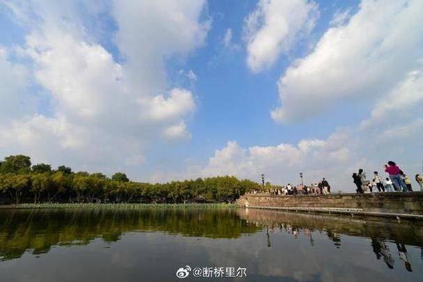 How much is the ticket to hangzhou park