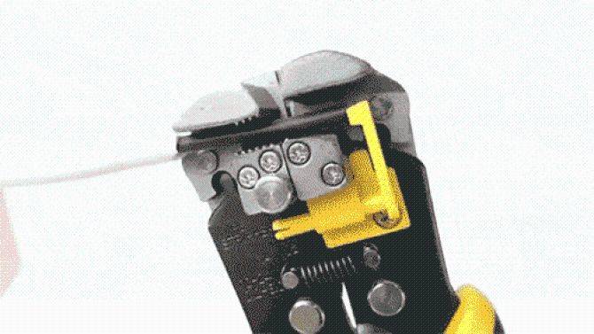 Automatically stretching the spring knife
