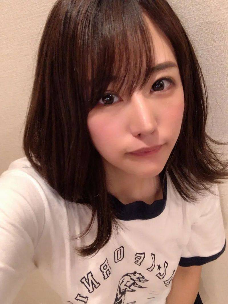 日本割双眼皮多少钱