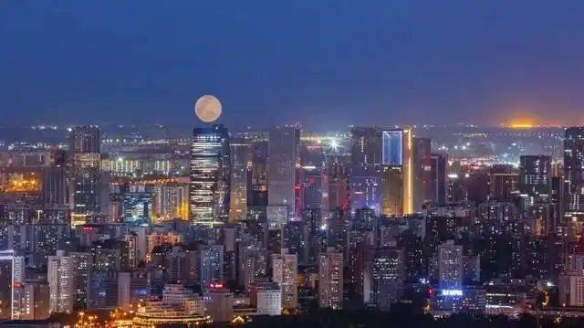 商业街区规划的规律研究56页