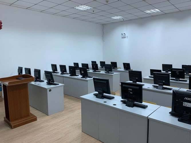 北大青鸟学网络工程师多少钱