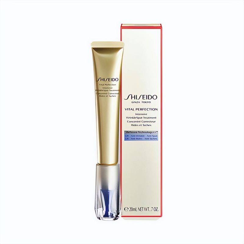 Corinne's eye cream step