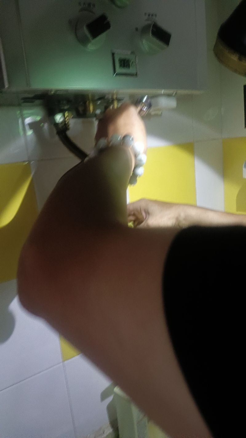 维修空调的工具