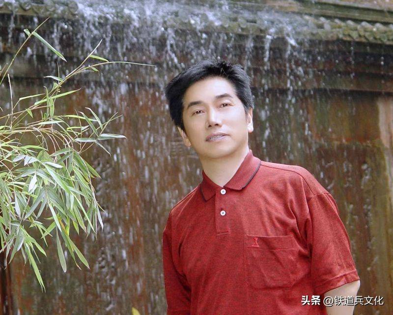 简述周作人散文特点