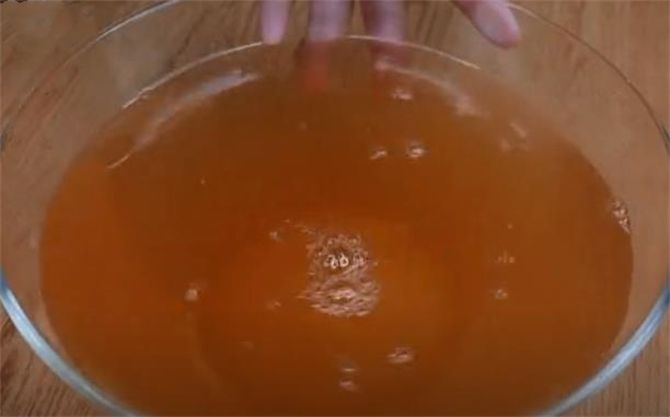 浙江土池腌糖蒜方法