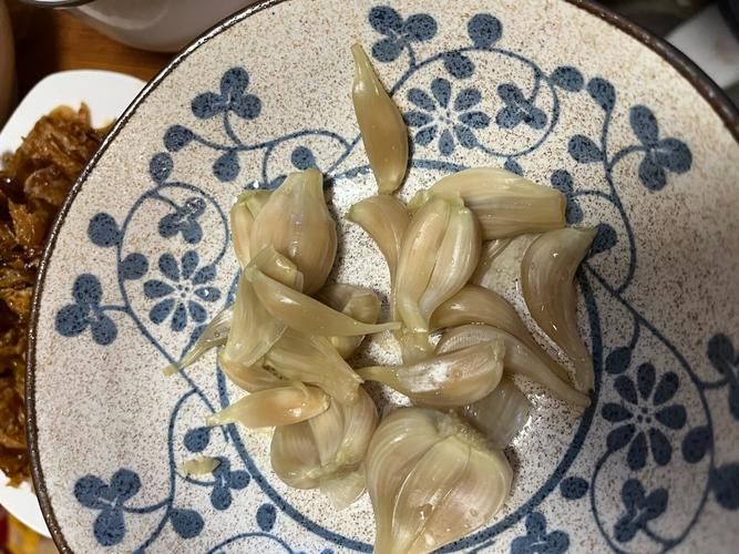 浙江土池腌糖蒜方法