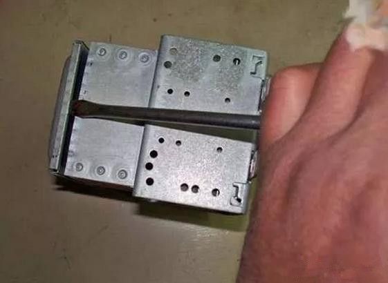 微波炉磁控管帽烧烂怎样维修