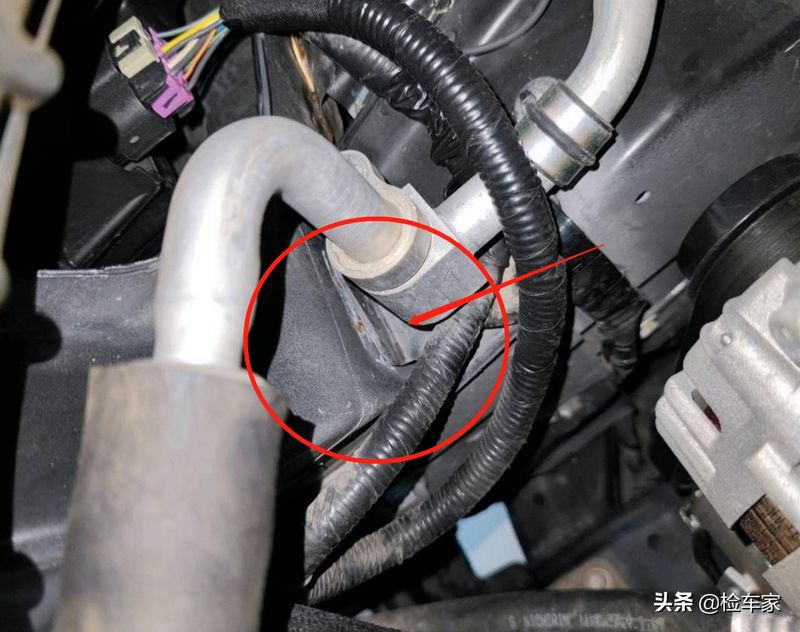 别克新君越维修手册