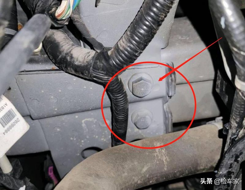 别克新君越维修手册