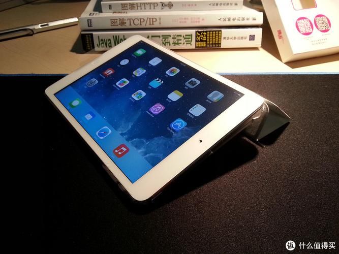 ipadmini2评测(iPadMini2评测：性能卓越，携带方便的迷你平板电脑)