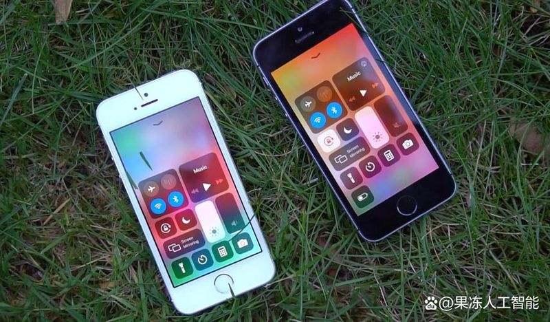 iphone5s刚上市多少钱
