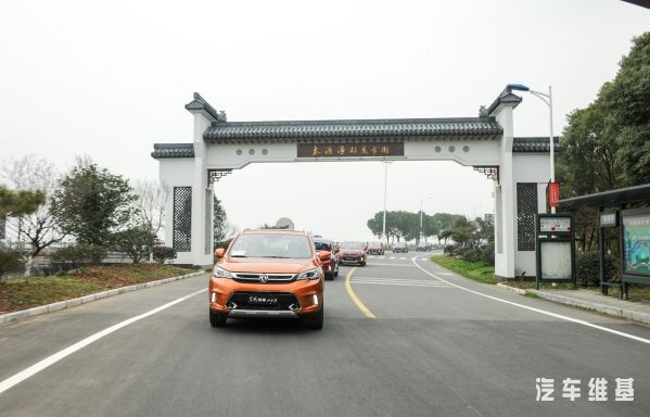 东风风神ax7倒车镜多少钱一个