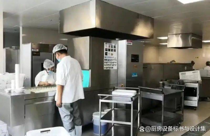 Food equipment maintenance system