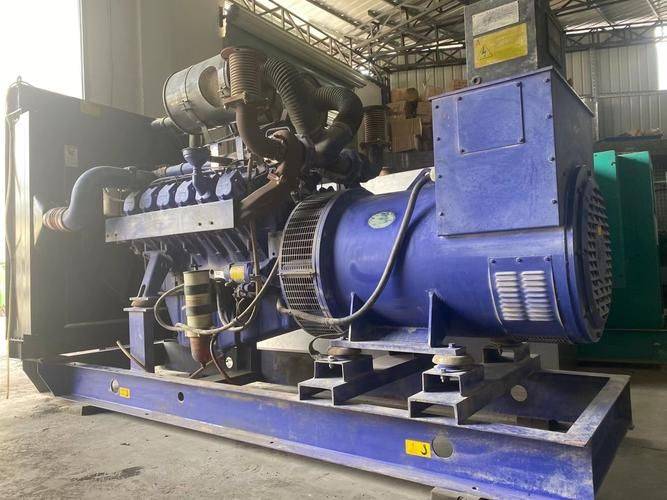 There's maintenance in rolls-royce peking