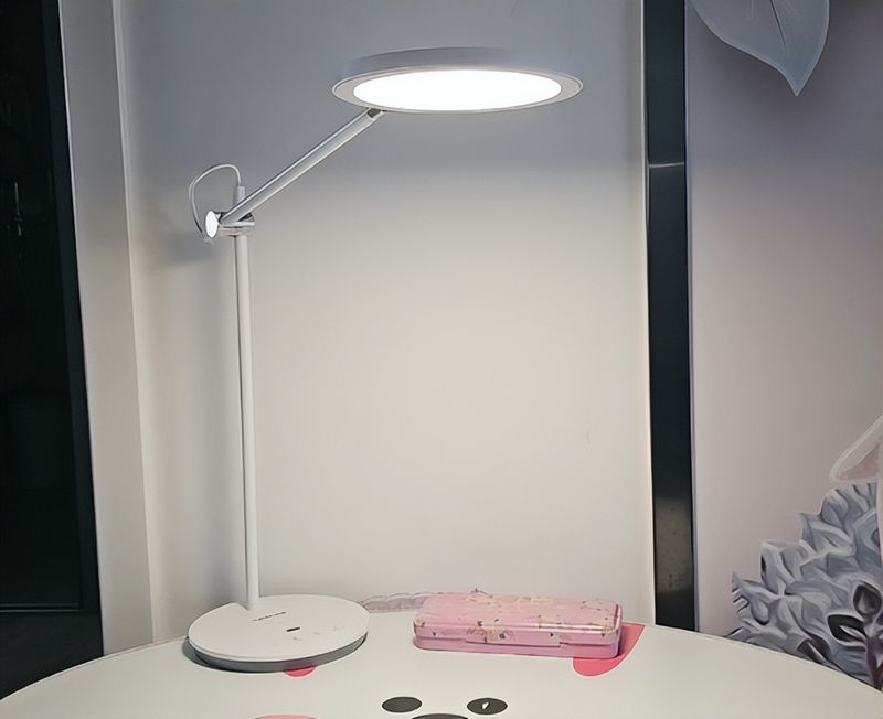 led护眼灯原理