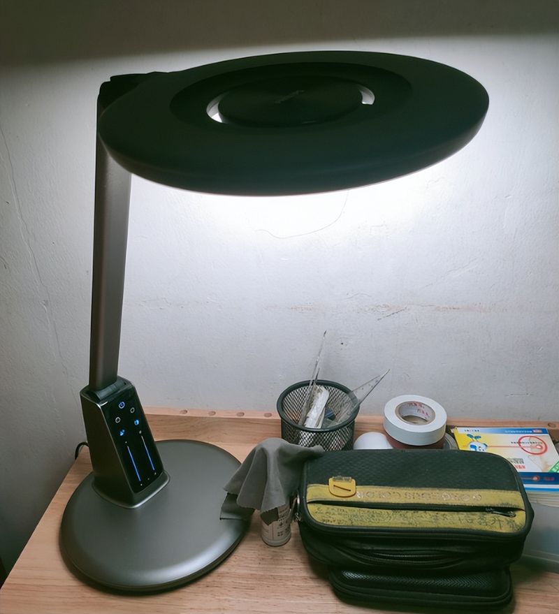 led护眼灯原理