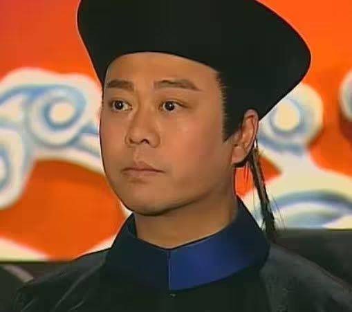 How much does o-yung-hwa earn a year