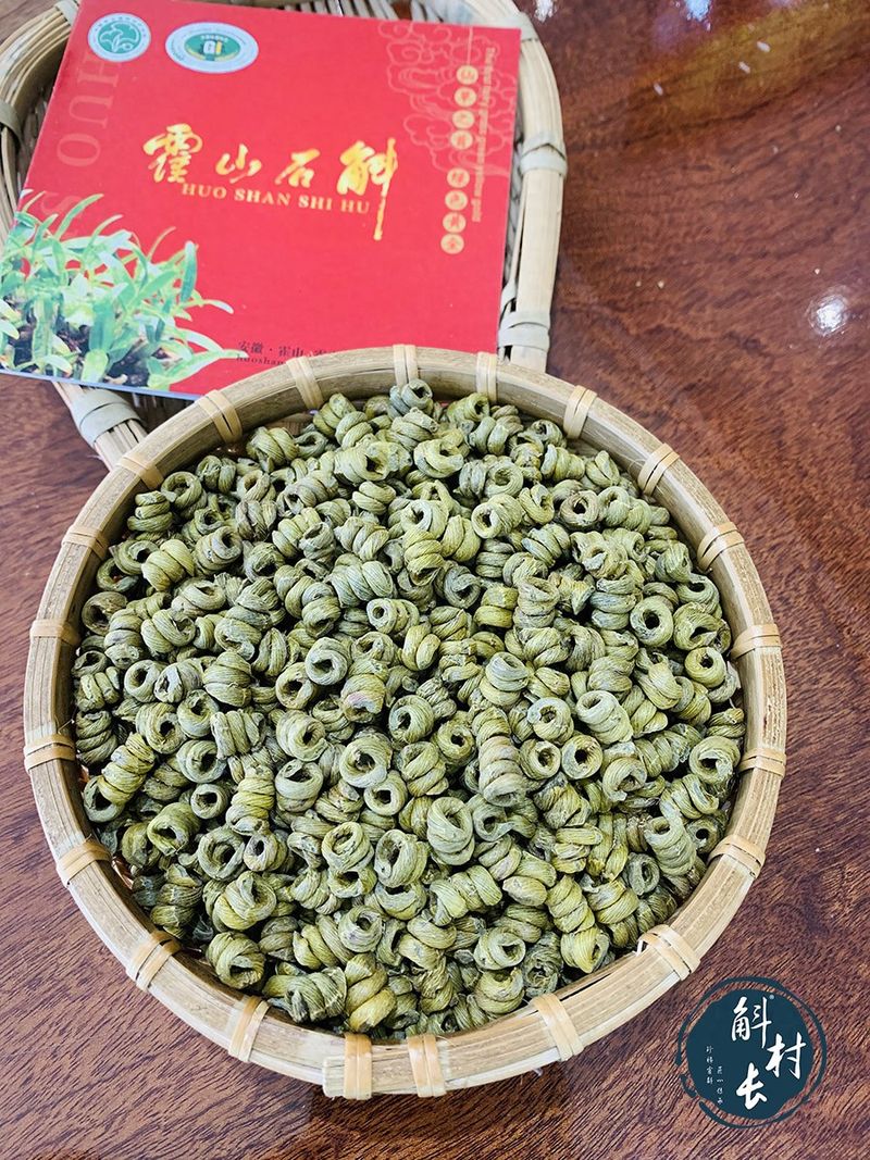 石斛花怎么养殖用什么土壤,教你选择合适的土壤护理技巧