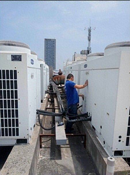 Japanese central air conditioner maintenance