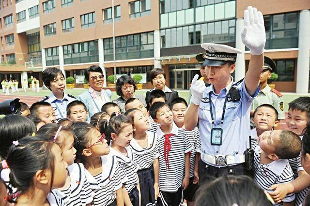 山西各地中小学结合校情实际，开展安全教育周活动，线上线下融合，推动安全知识入脑入心