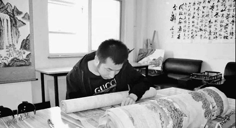八骏图十字绣成品能卖多少钱