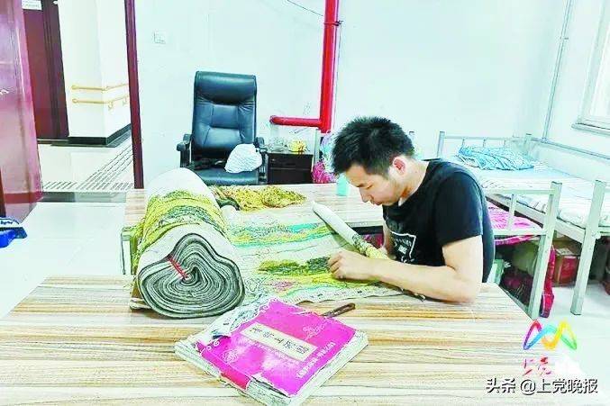 八骏图十字绣成品能卖多少钱