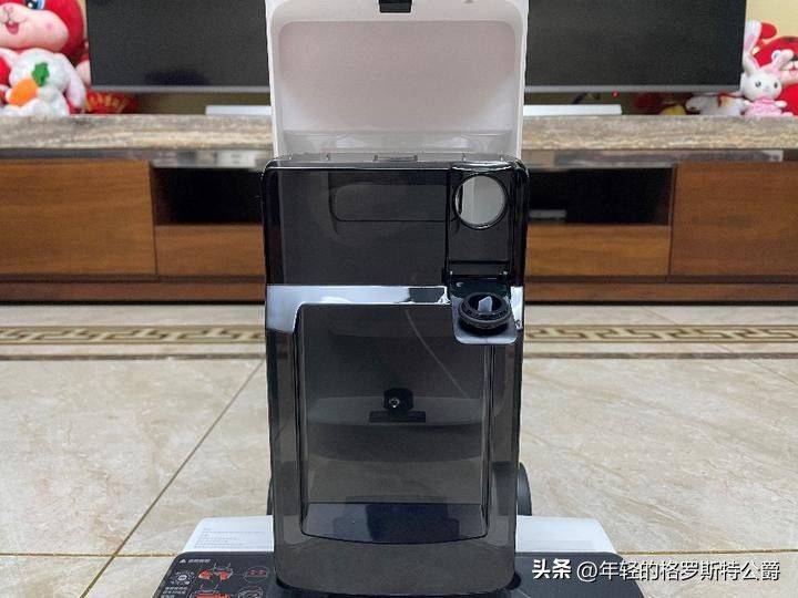 洗地机构造