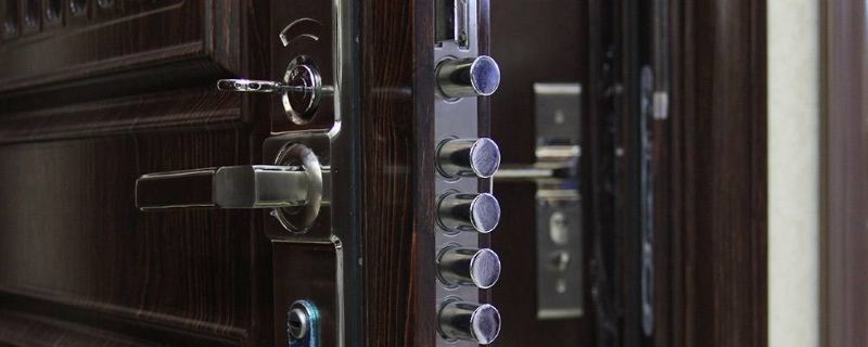 防盗门闭门器维修