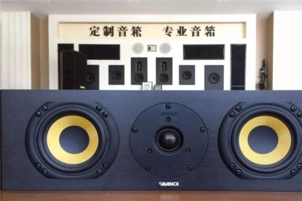 丹麦皇冠音响店面标价