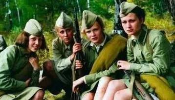Characteristics of russian military songs