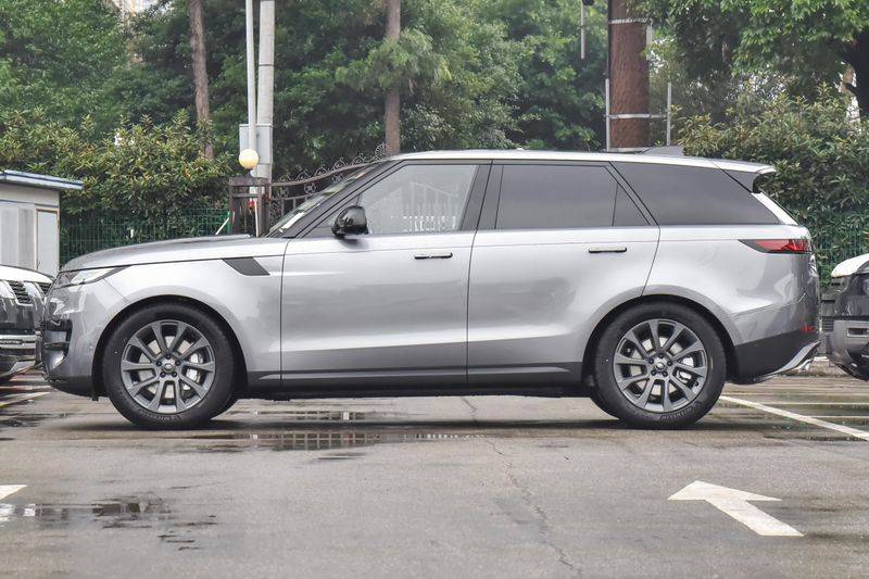 Repair and maintenance at 4s land rover in shanghai