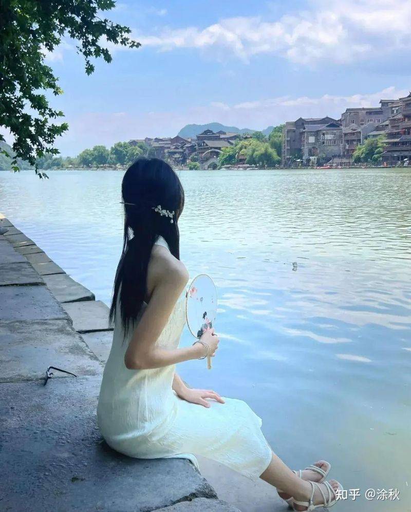 贵州茅台卖多少钱一瓶