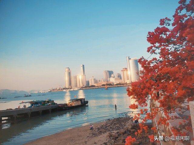 厦门房价多少钱一平方