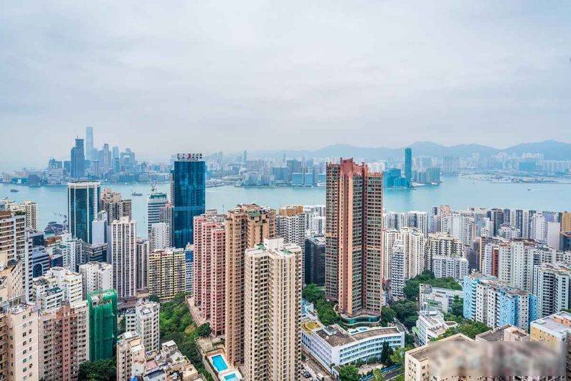 厦门房价多少钱一平方