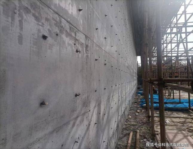 Causes of temperature cracks in the mass concrete