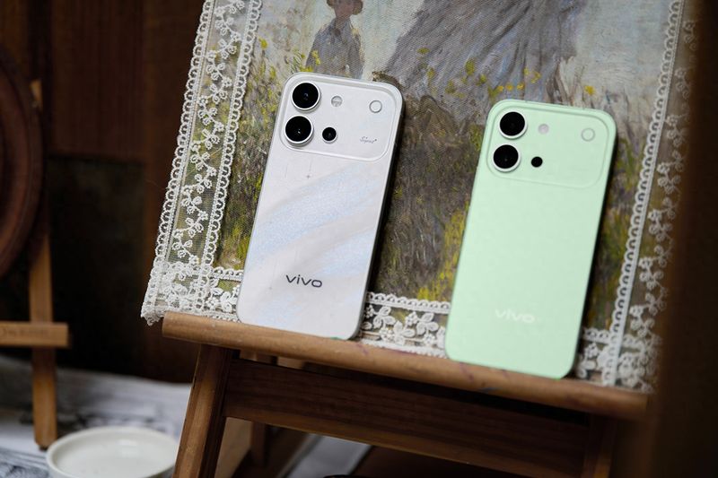 How much is the official offer for vivox7