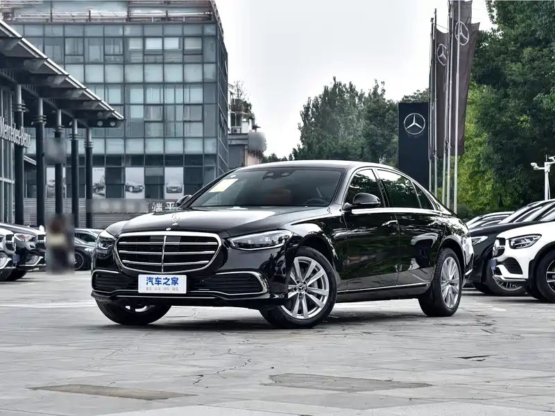 s600奔驰一脚多少钱