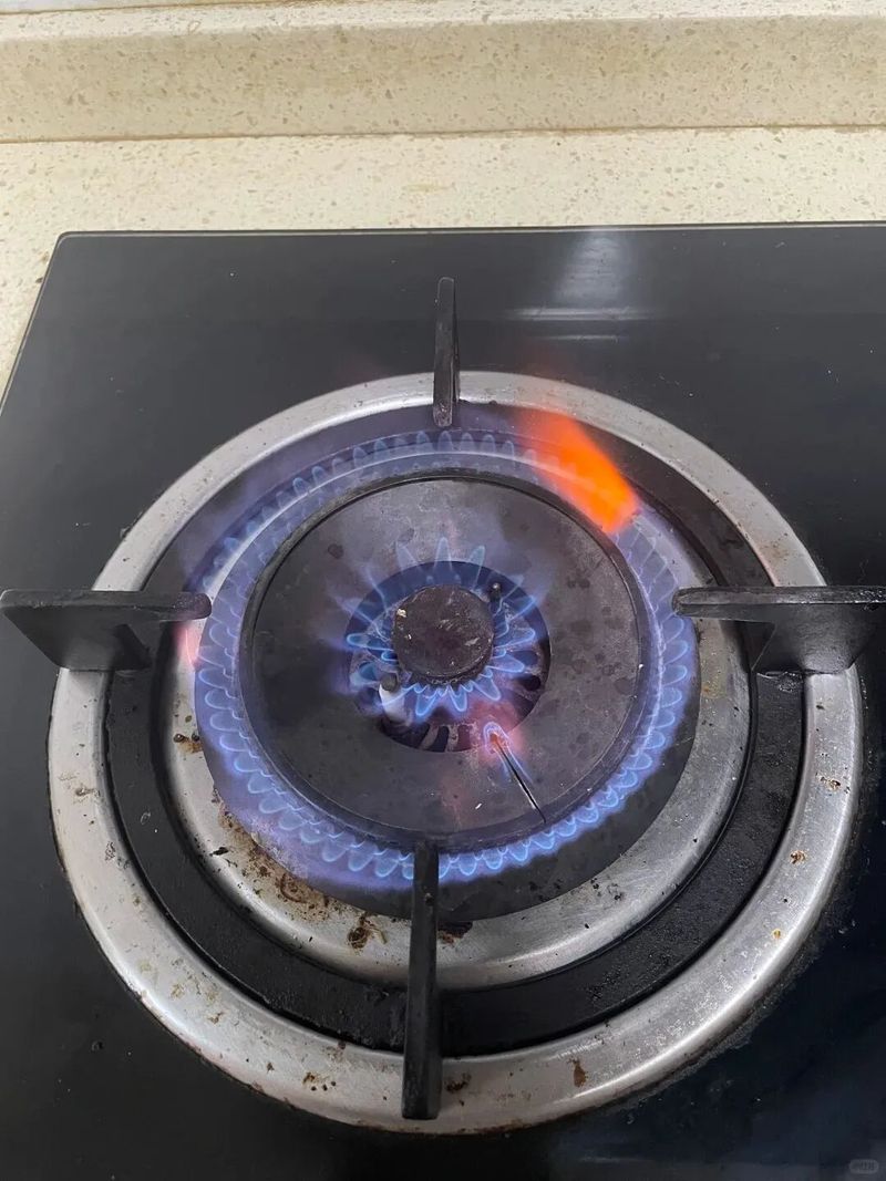 雅佳燃气灶维修