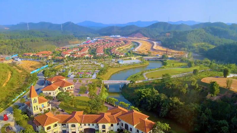 云浮禅龙峡木屋温泉小别墅价格